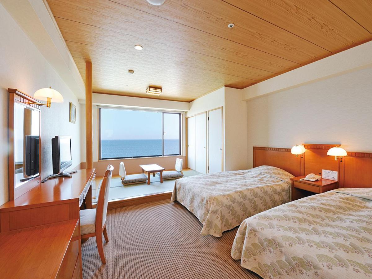 Ryugujo Spa Hotel Mikazuki Ryugutei Kisarazu Bagian luar foto